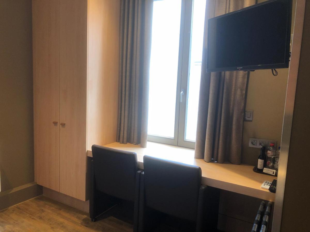 Hotel Duivels Paterke Harelbeeksestraat 29, 8500 Kortrijk Luaran gambar