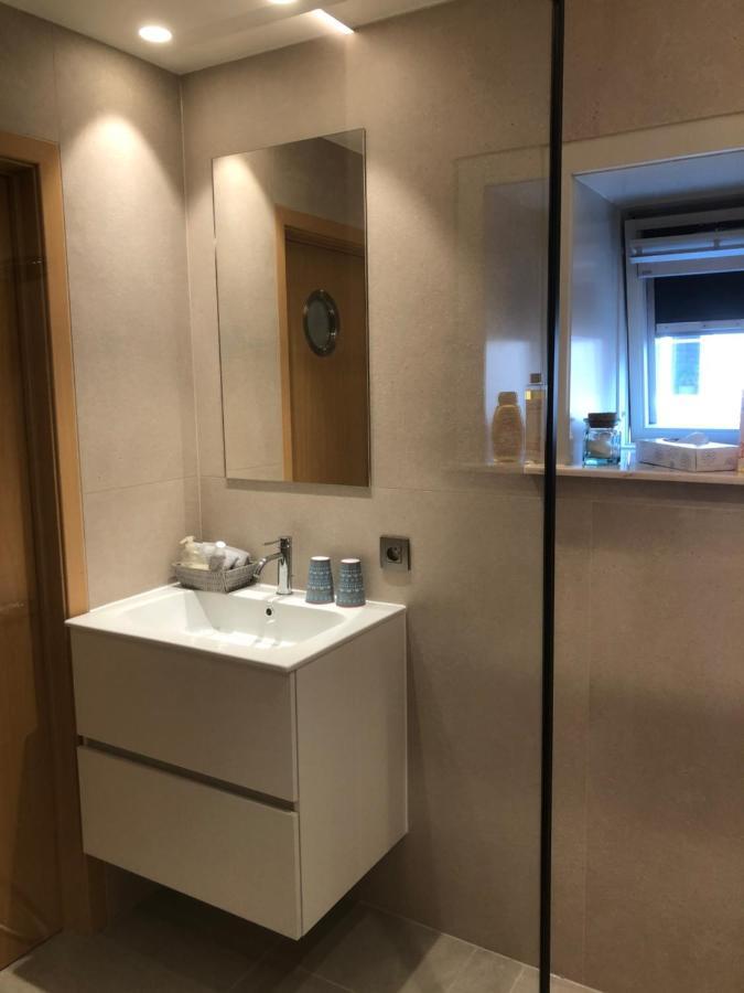 Hotel Duivels Paterke Harelbeeksestraat 29, 8500 Kortrijk Luaran gambar