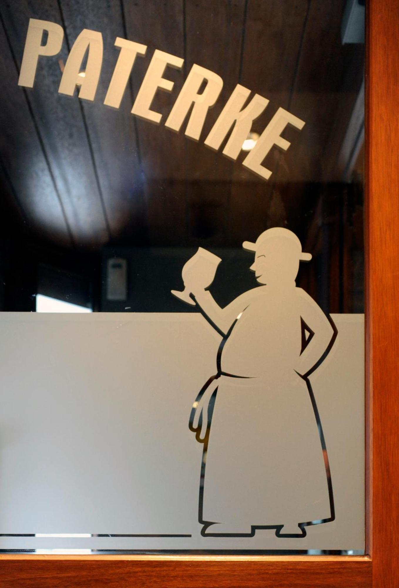 Hotel Duivels Paterke Harelbeeksestraat 29, 8500 Kortrijk Luaran gambar