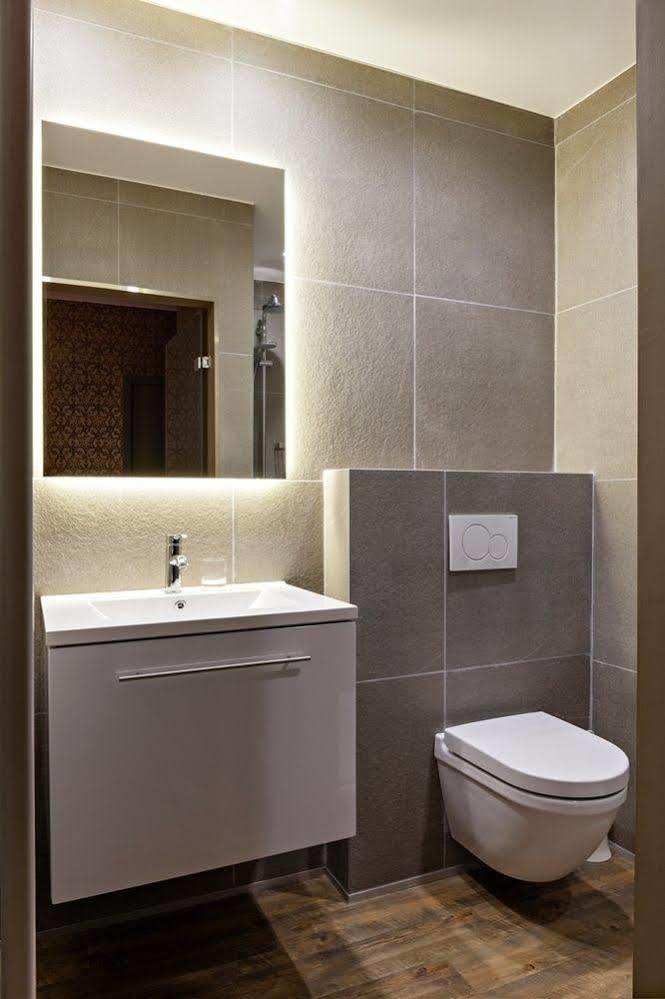 Hotel Duivels Paterke Harelbeeksestraat 29, 8500 Kortrijk Luaran gambar