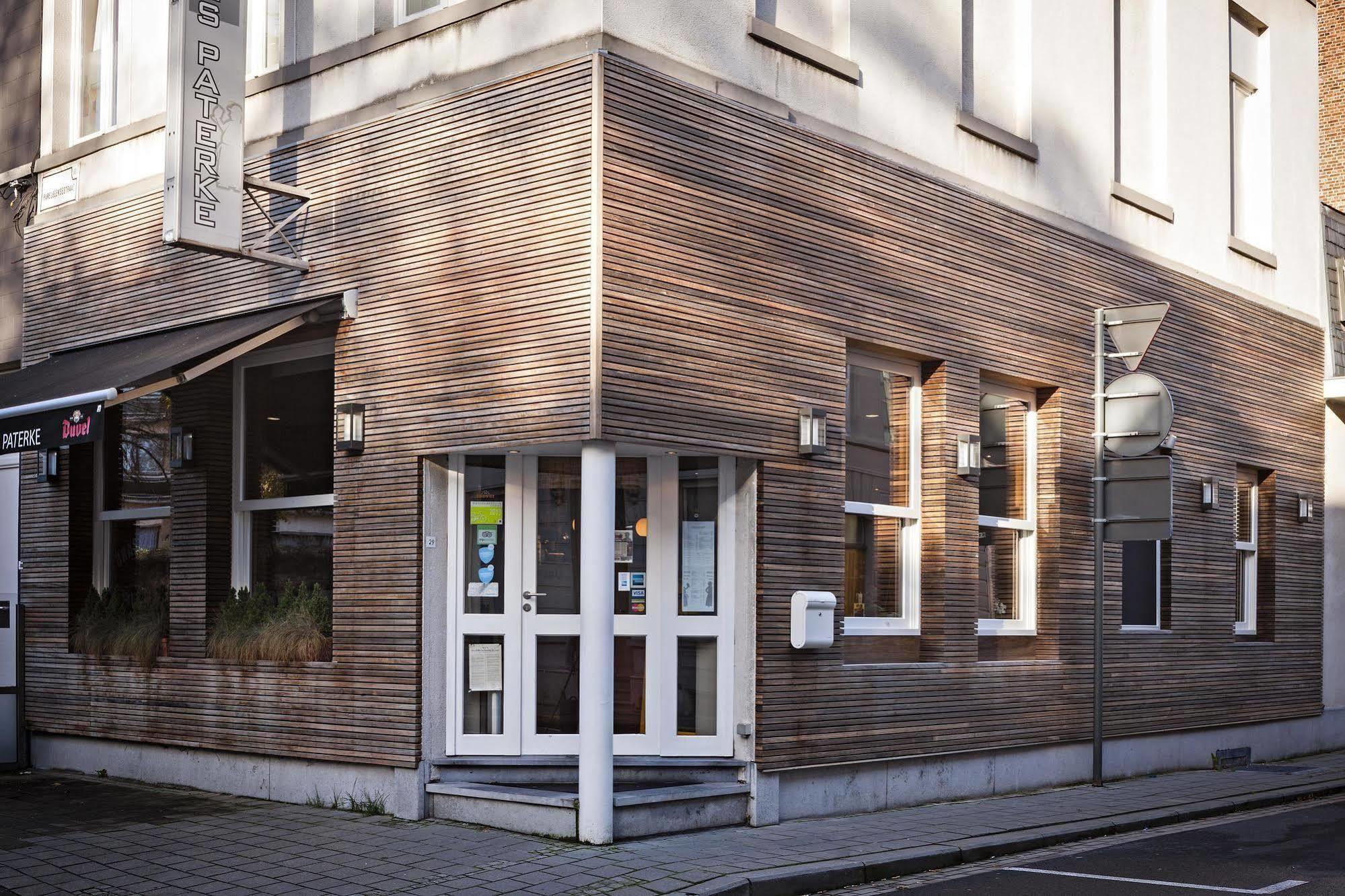 Hotel Duivels Paterke Harelbeeksestraat 29, 8500 Kortrijk Luaran gambar
